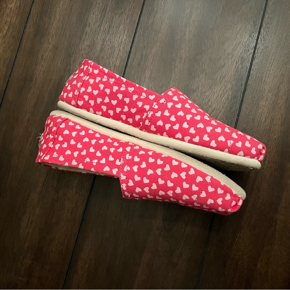 Toms Heart Print Flats - Picture 5 of 7